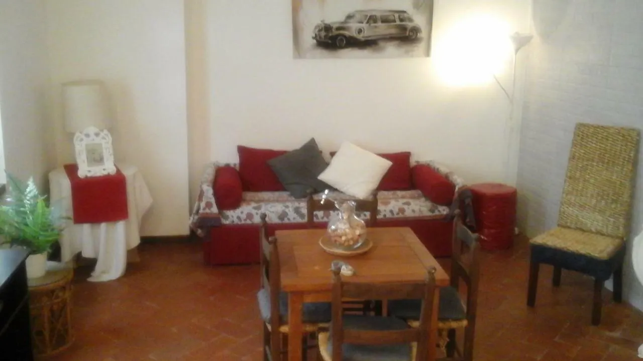 Simone Appartamento 7 location